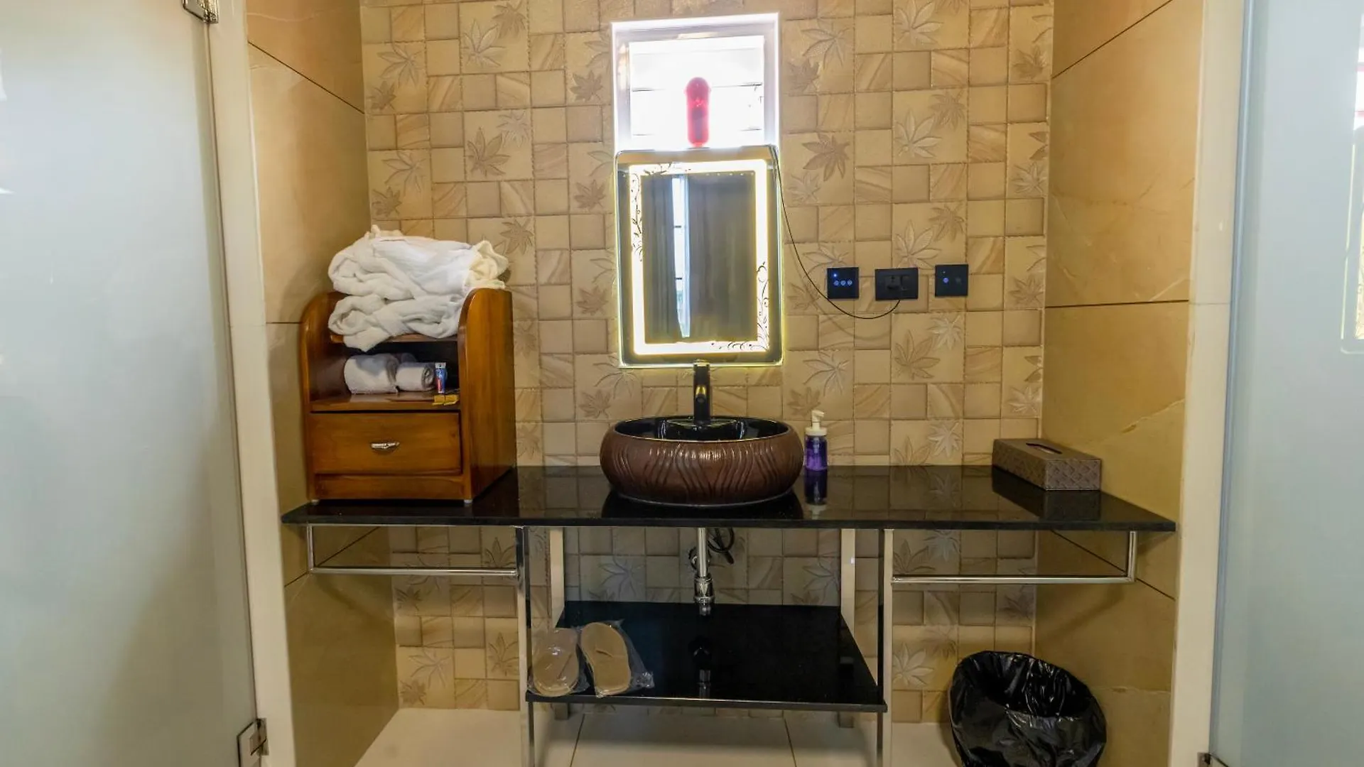 Willington & Harbour View Residency Hotel Kochi