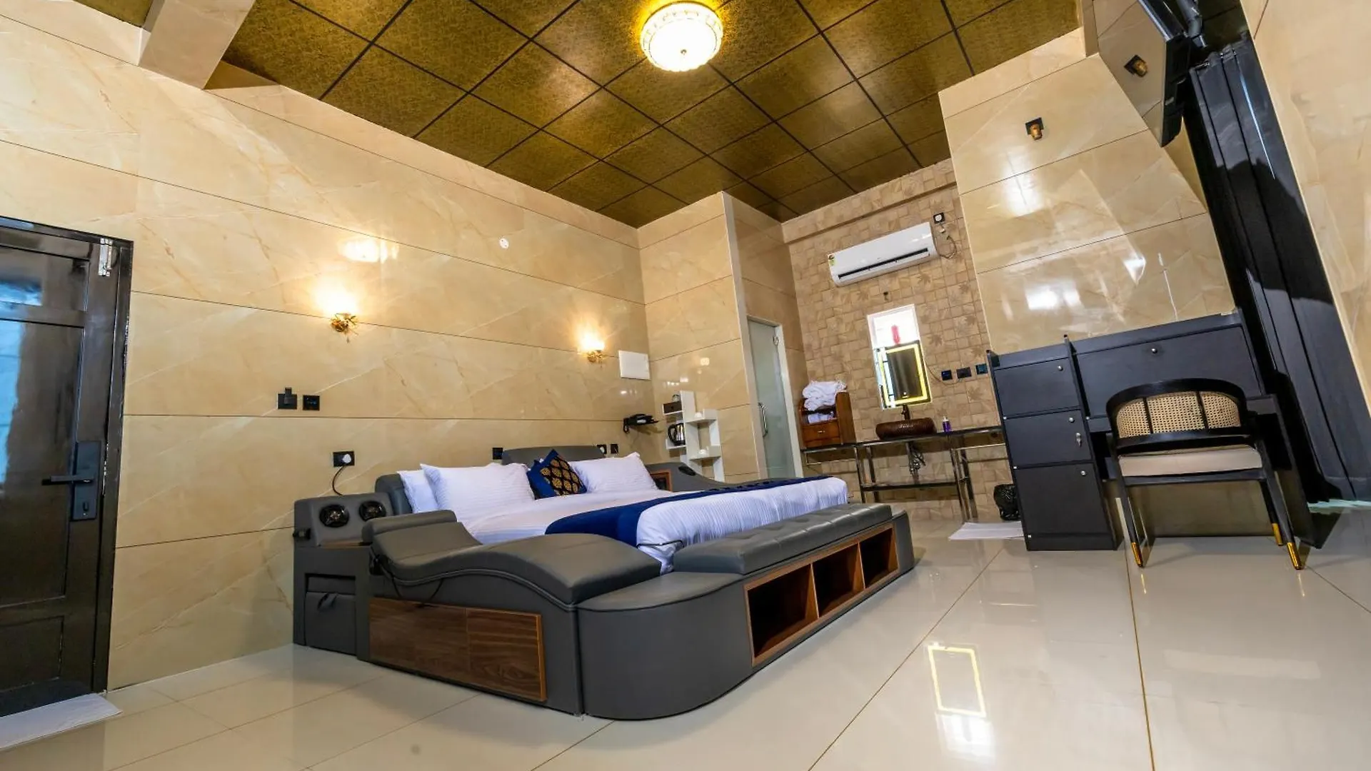 Willington & Harbour View Residency Hotel Kochi
