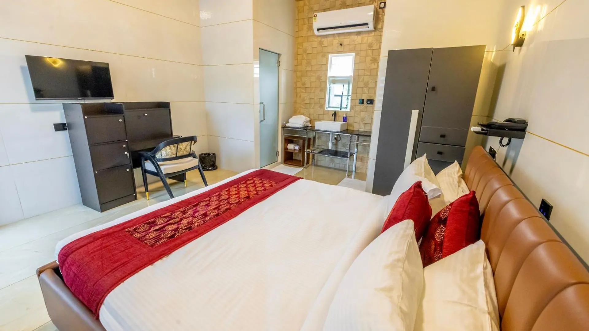 Willington & Harbour View Residency Hotel Kochi India
