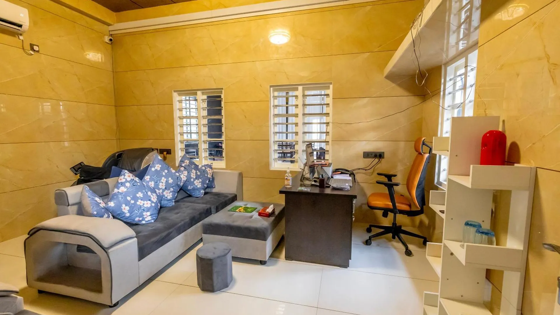 Willington & Harbour View Residency Hotel Kochi
