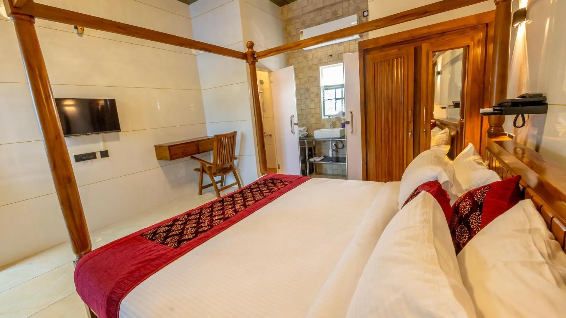 Hotel Willington & Harbour View Residency Kochi Indie