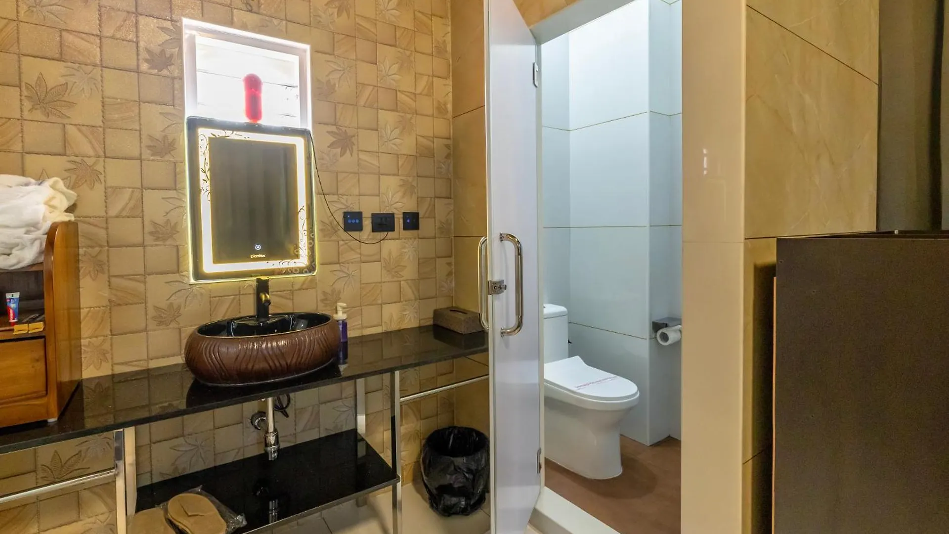 Willington & Harbour View Residency Hotel Kochi