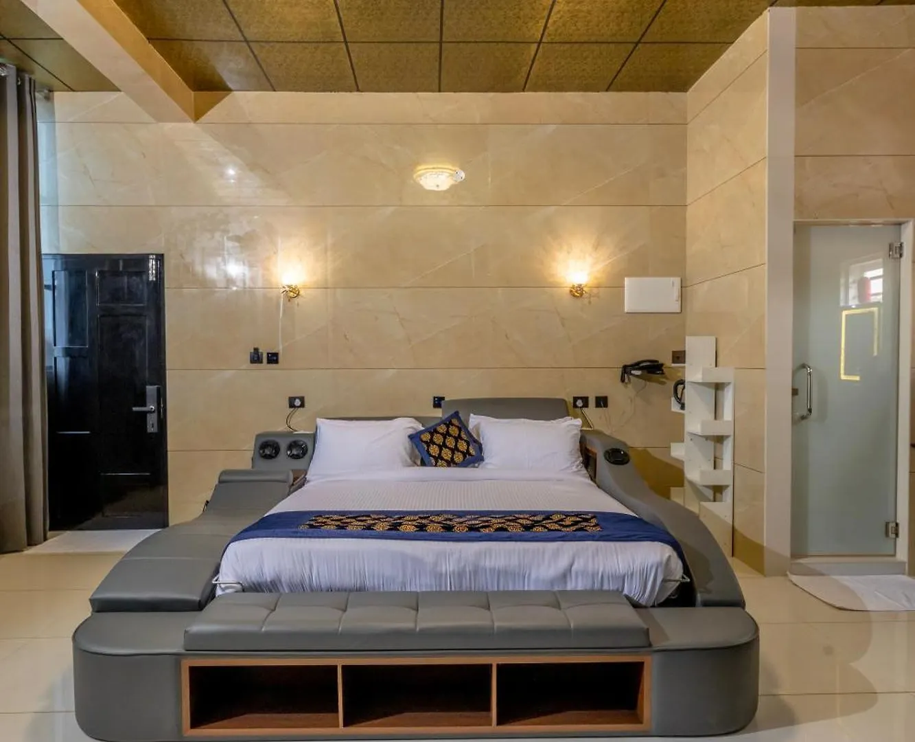Willington & Harbour View Residency Hotel Kochi