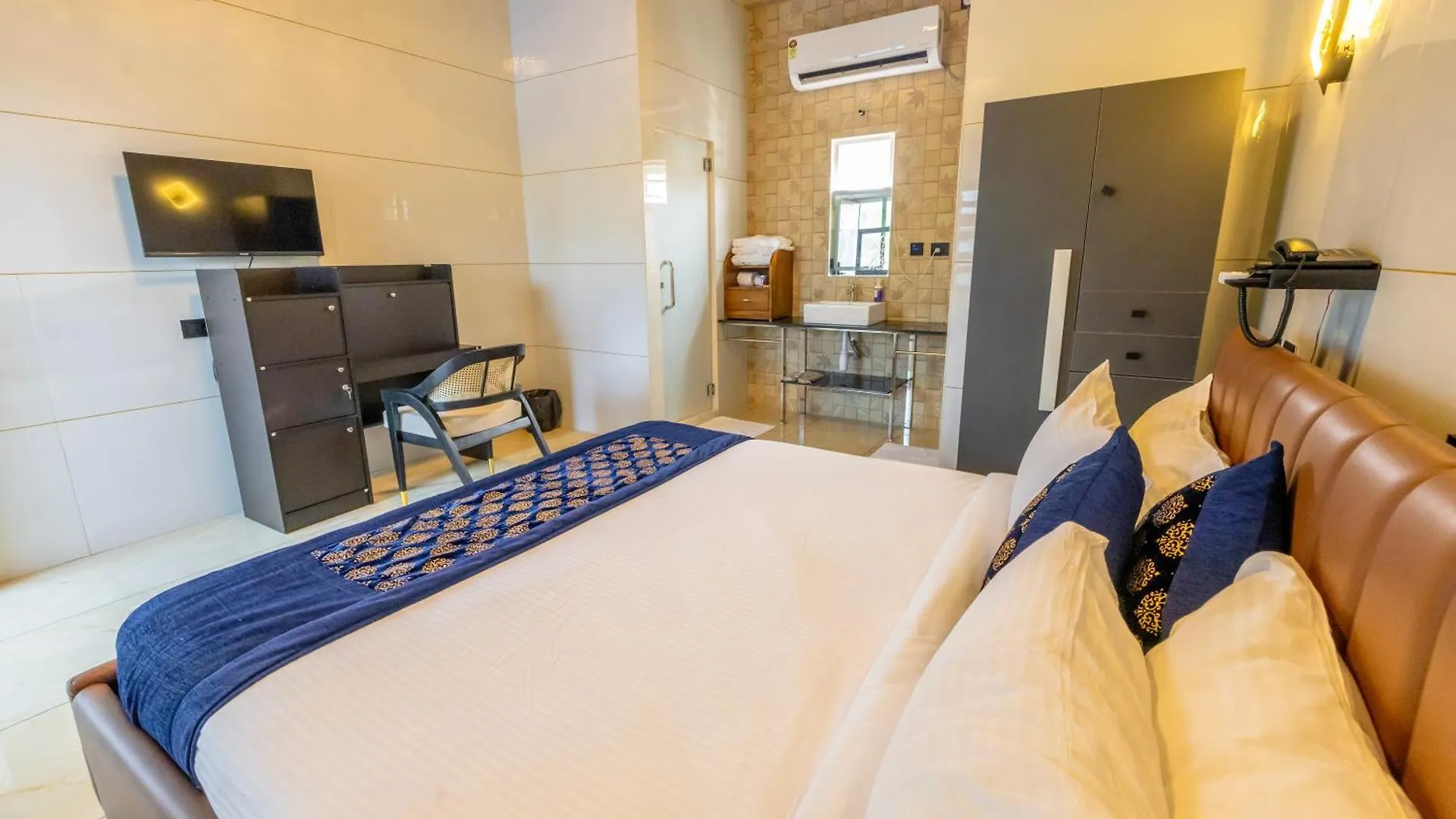 Willington & Harbour View Residency Hotel Kochi 0*,
